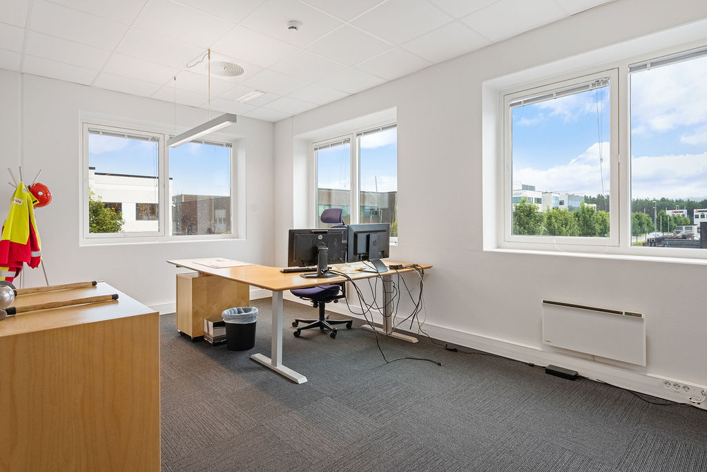 Plogfabrikkveien 20 - kontor interiør